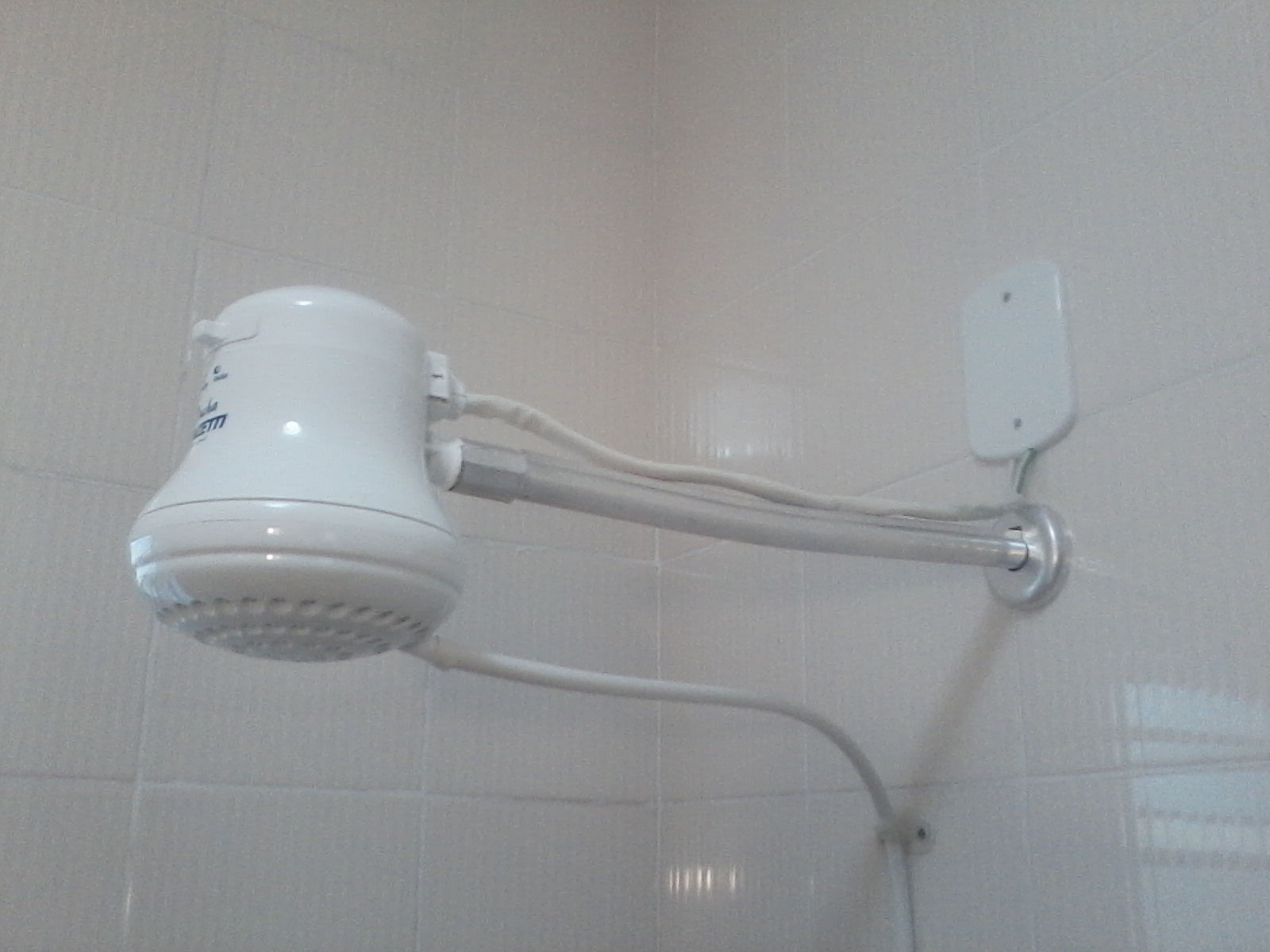 Chuveiro Elétrico em Maceió: Instalação, Manutenção e Segurança com Eletricista chuveiro eletrico 1