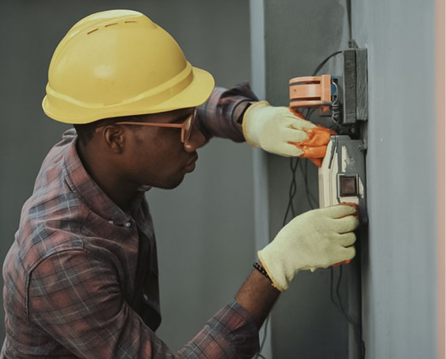 Chuveiro Elétrico em Maceió: Instalação, Manutenção e Segurança com Eletricista carlos silva